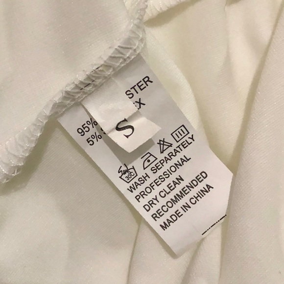 ❌❌ SOLD ❌❌ Lulu’s One Shoulder Wide Leg Jumpsuit - Picture 6 of 8